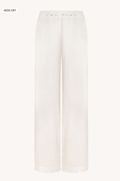 Como White trousers