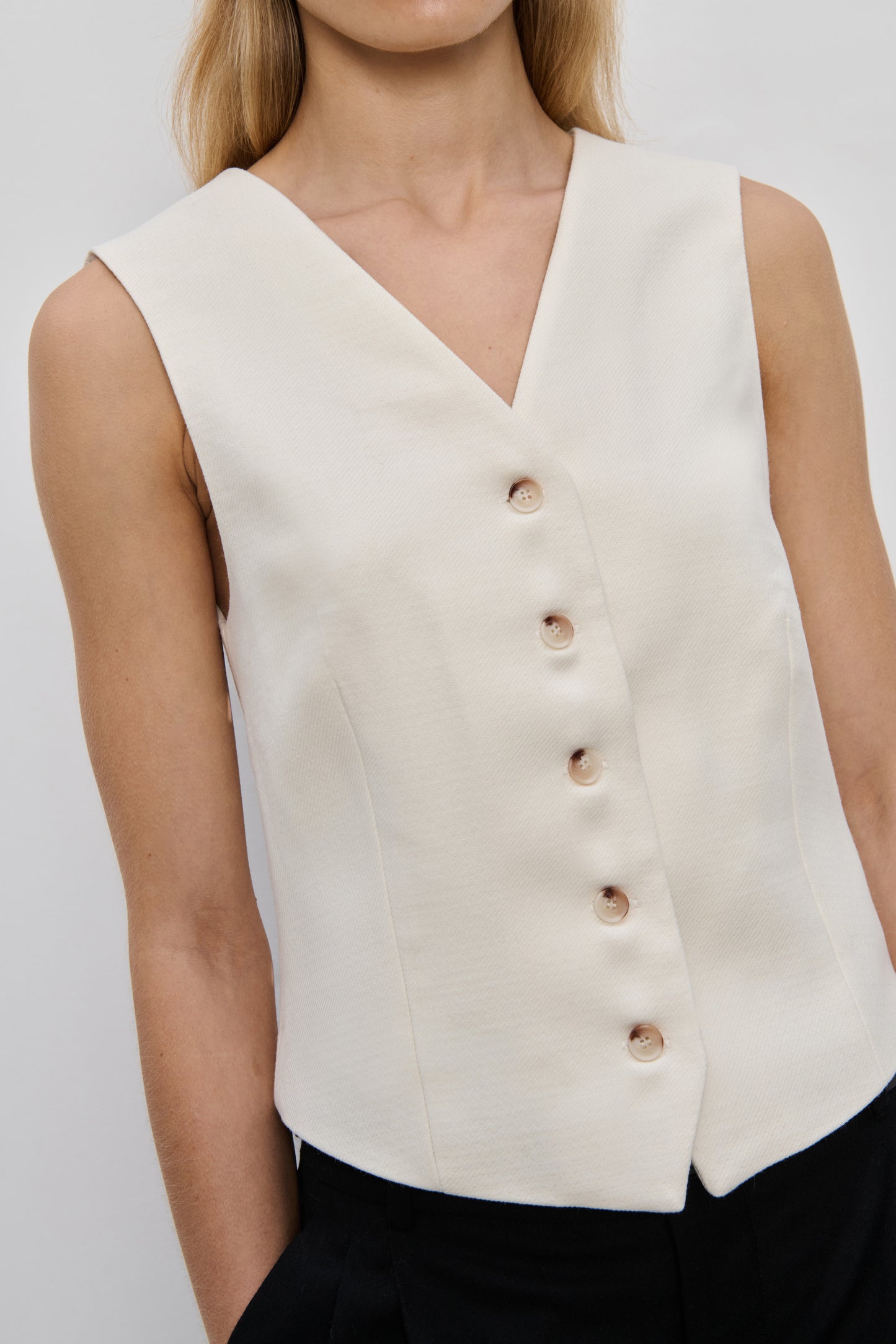 Wool Vest Venis Cream