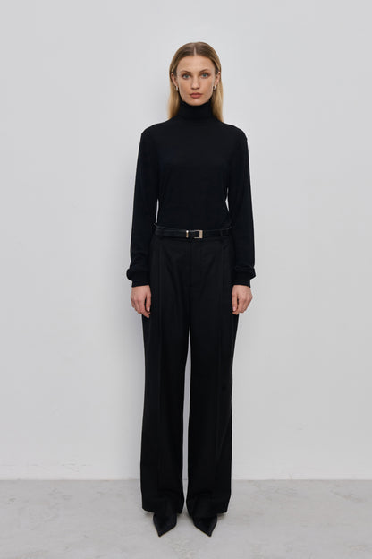 Arlen Black Turtleneck