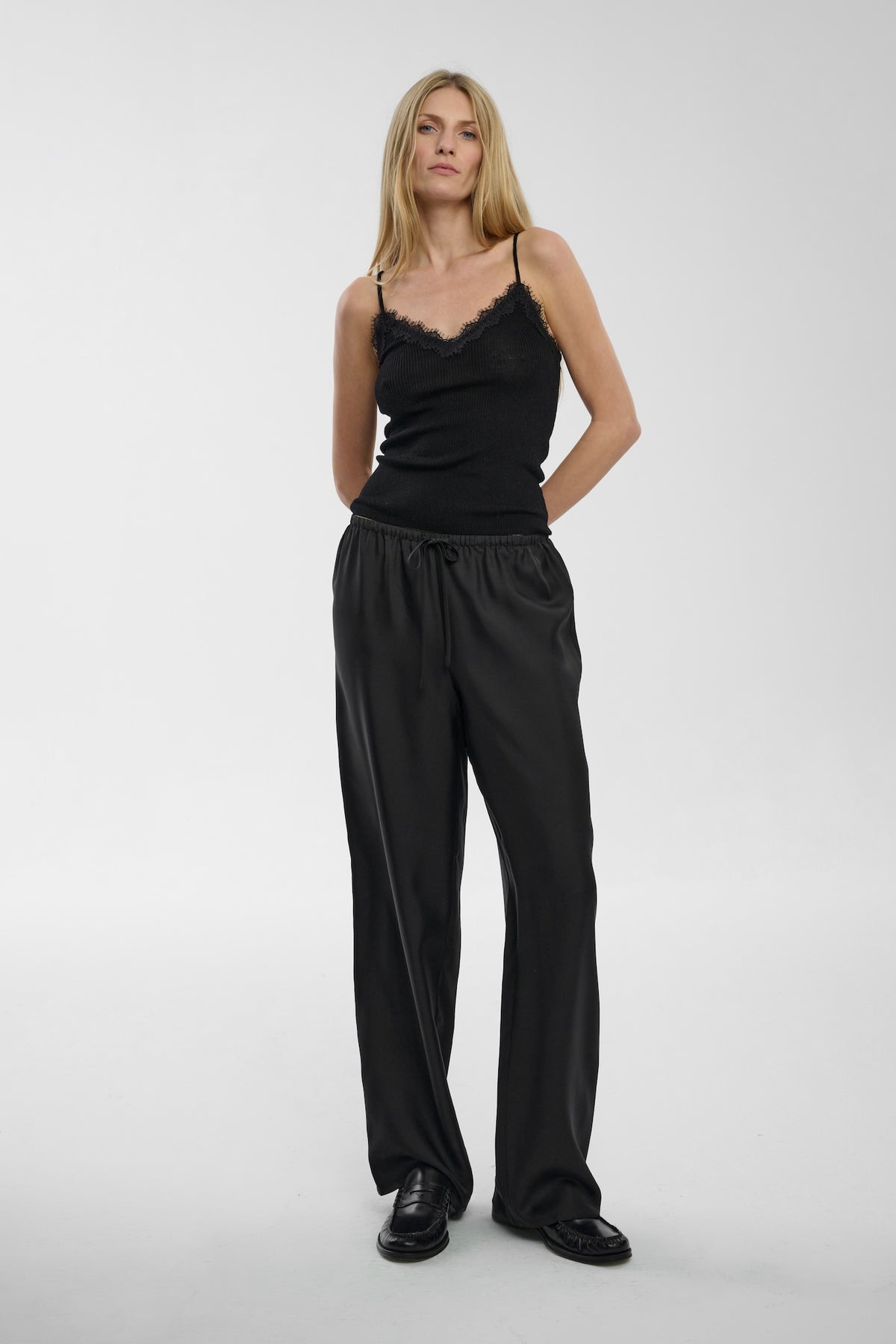 Top Freya Black